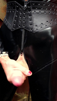 Alessia Travestita 44 Black Latex Alleyway