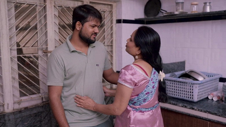 Pyari gudiya: Hot Indian Stepsister-in-law, Seduced by Young Boy, Gets a Hard...