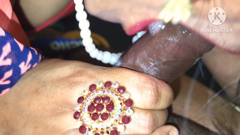 Hardcore Lover: Hot Wife Home Service to Customer Infront of Husband