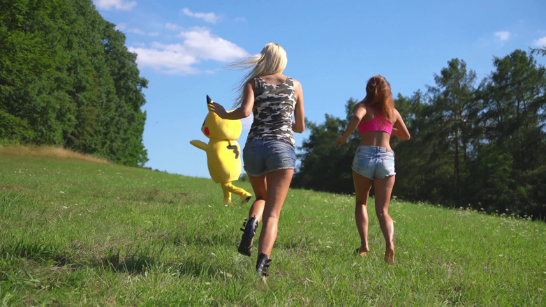 Peaches and Bananas: Pika Pika - phim khiêu dâm Pikachu
