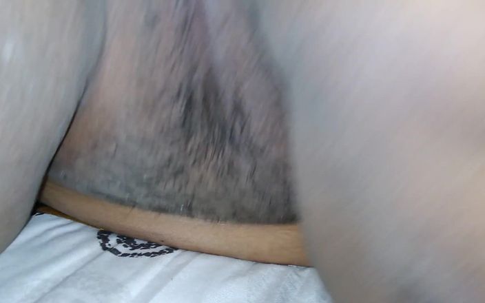 Aria Mia: Me follé a la sexy esposa de mi amigo - ella...