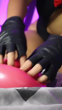Stříkání a prstové šukání Underinflated Balónky - Bunny Looner