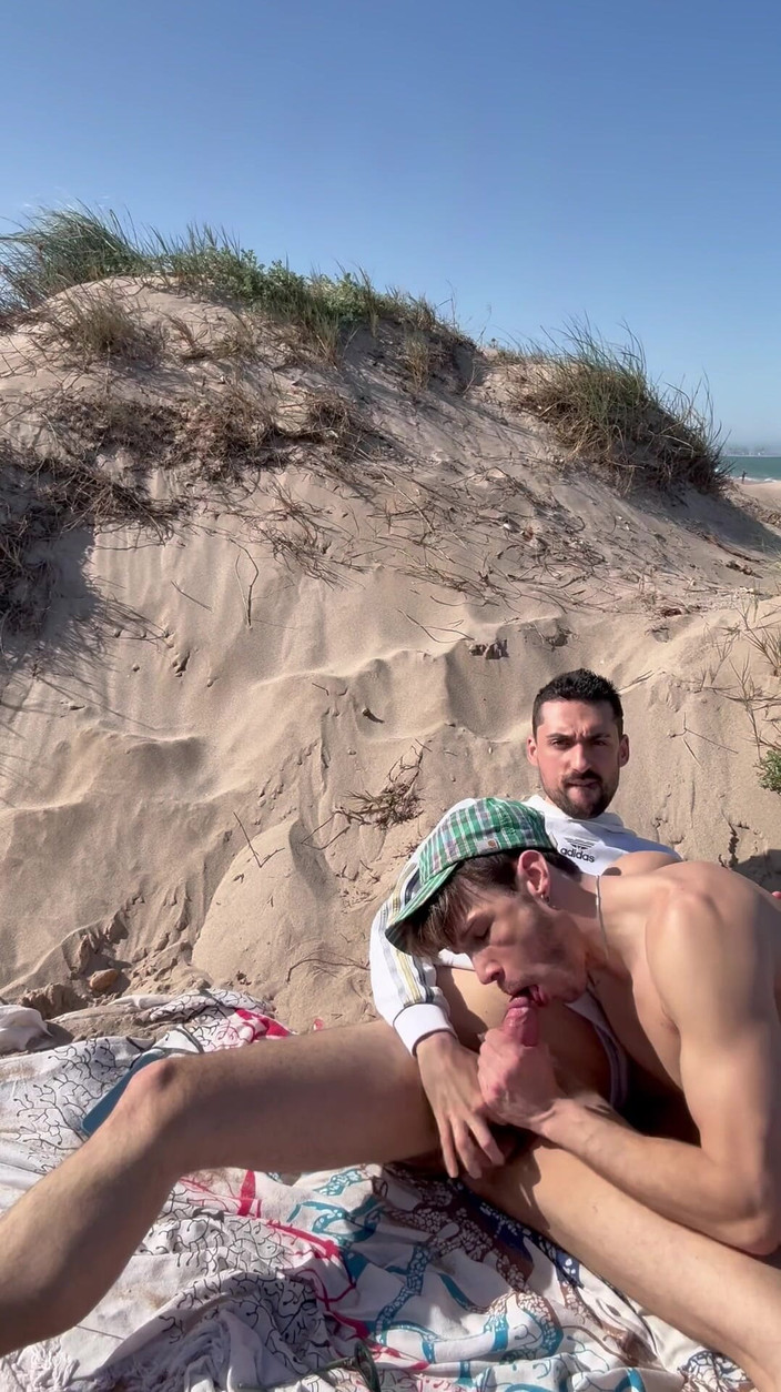 Liam Harding: Papa fickt Großer Arsch Muskulöser Sportler Am Strand