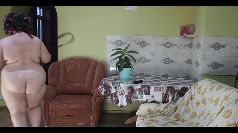 Nina Doll: ニーナ・ドール・ビデオ