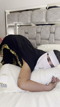 Twerking in My Bed, Ass Dancing