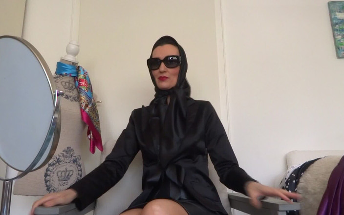 Lady Victoria Valente: Dalam Studio Kelengkapan Shawl Satin: 4 tudung baru bahu tudung bahu