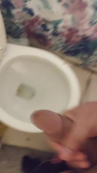 Éjaculation Dans La Salle De Bain