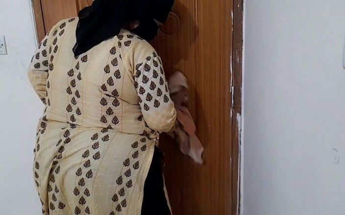 Aria Mia: Une bhabhi hindoue punjabi se fait baiser par un mec...