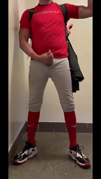 Baseball Dilf Jockdad87 Edges His Cock in Gear
