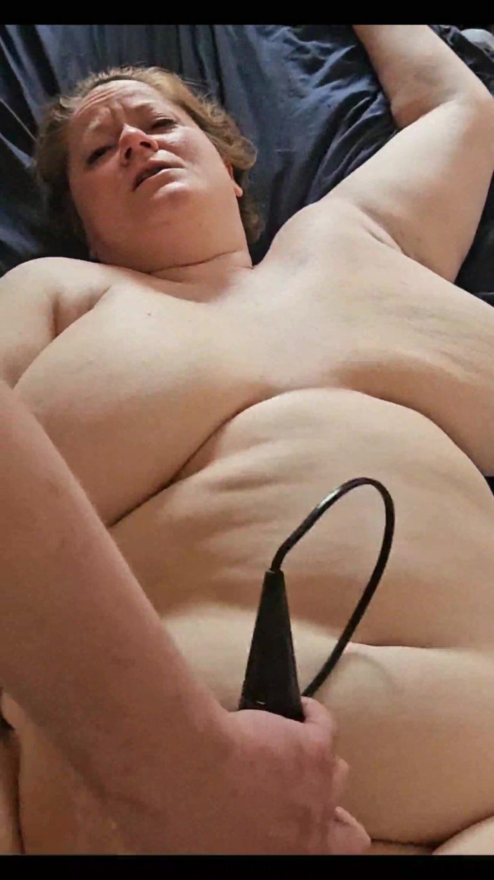 Lola38g: Gordas solo masturbação dildo e varinha