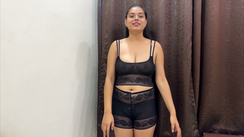Hornycouple149: Моя сводная сестра хочет научиться сосать хуй