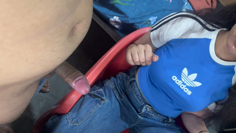 jaanvikapoor2580: Regina muie cu spermă în gură