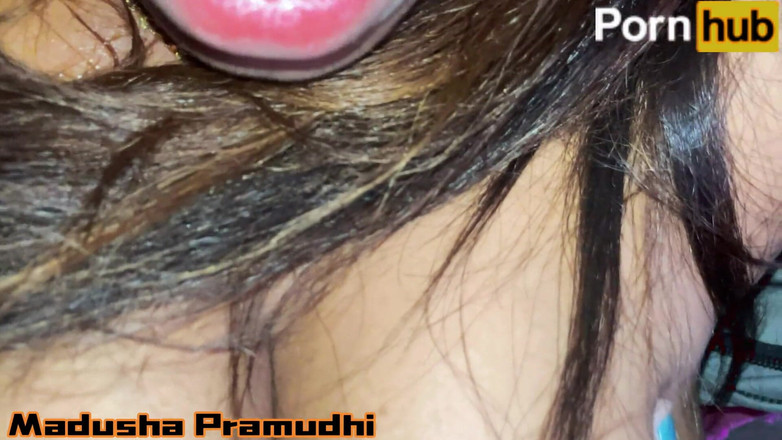 Tiyana: Жена шлюшка принимает глубоко в рот