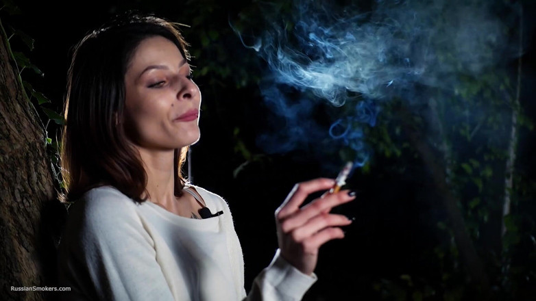 Russian Smokers: Sexy Russian Babe Smoking Cigarette Outdoor Scene