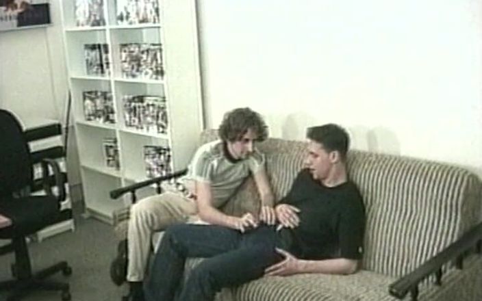 Gay 90's Vintage Porn: Sensuele mannen in beweging #4