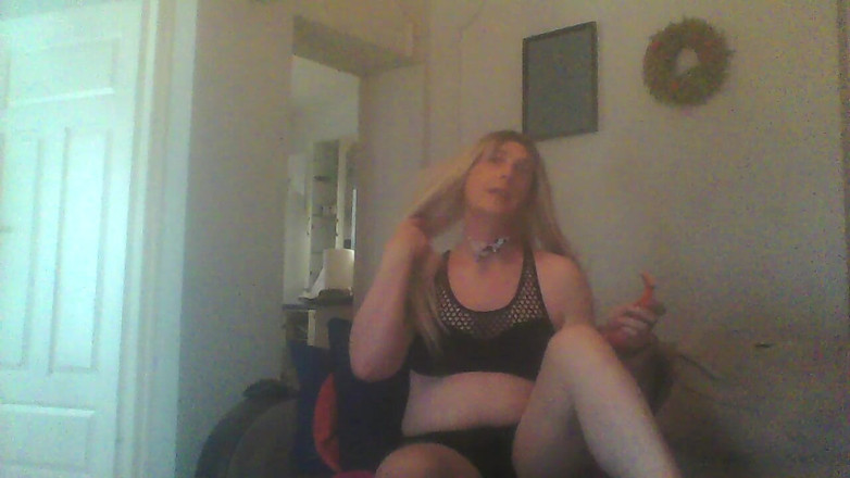 SarasinnerX: Sarah se holí