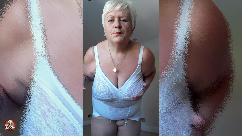 Uk Joolz: Você gostaria que eu atendesse a porta para você vestido...