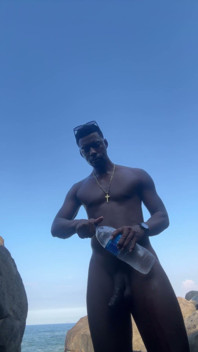 Exhibitionism on the Beach 10 Inches Dick BBC