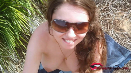 Miriam Prado: Pareja follando en una playa nudista
