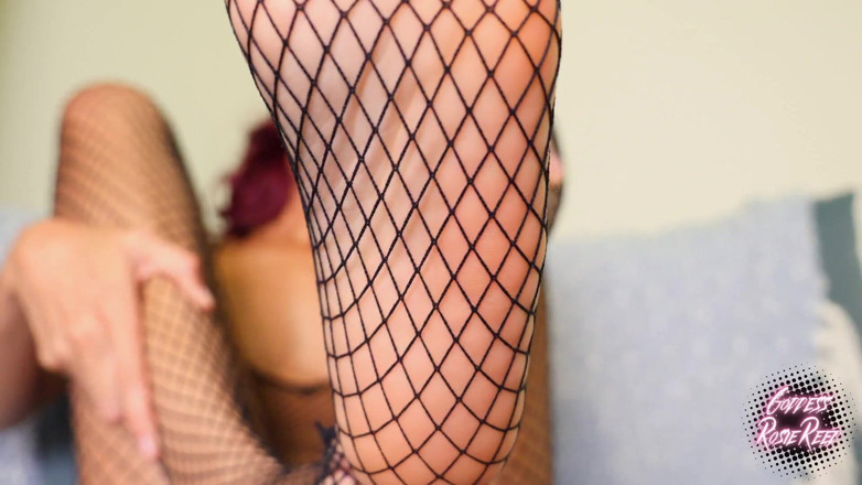 Rosie Reed: Babeando los pies de perra para pies de rejilla
