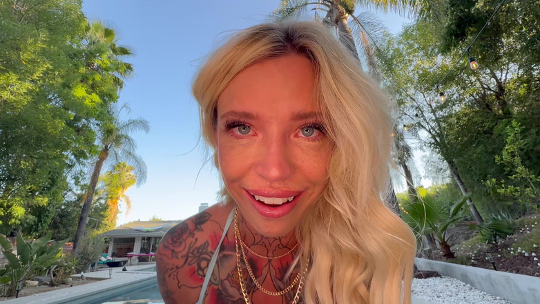Alfiecinematic: Mijn pov met getatoeëerde blonde babe Kitt Jones