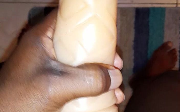 Black guy: Jerking off S6 E1