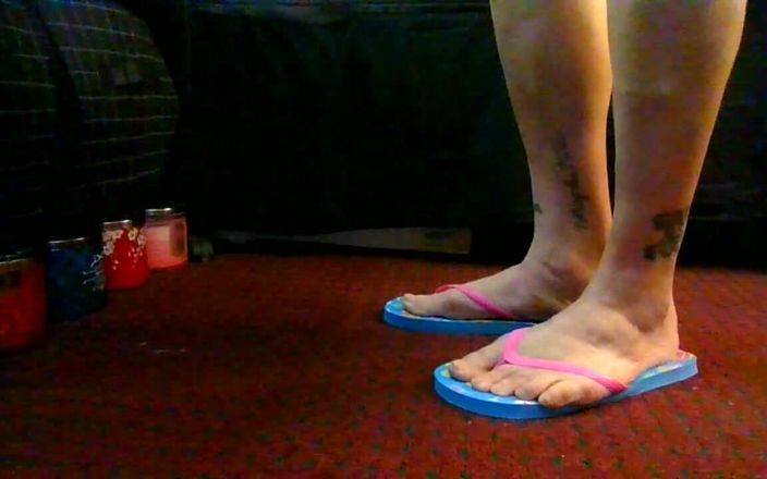 Abby Anna: Cotton Candy, flip, fétichisme des pieds
