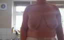 UK Joolz: White sussies and bum in the kitchen today!