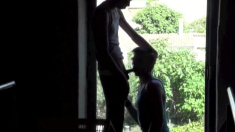 Crunch Boy: Top twink follando con su mejor amiga Sunny