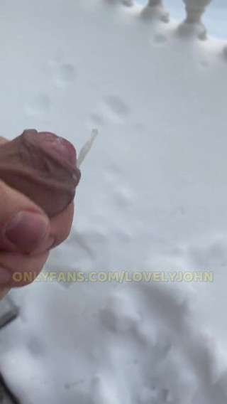 Lovely John: Natal branco para todos! Gozando na neve fria! Haha