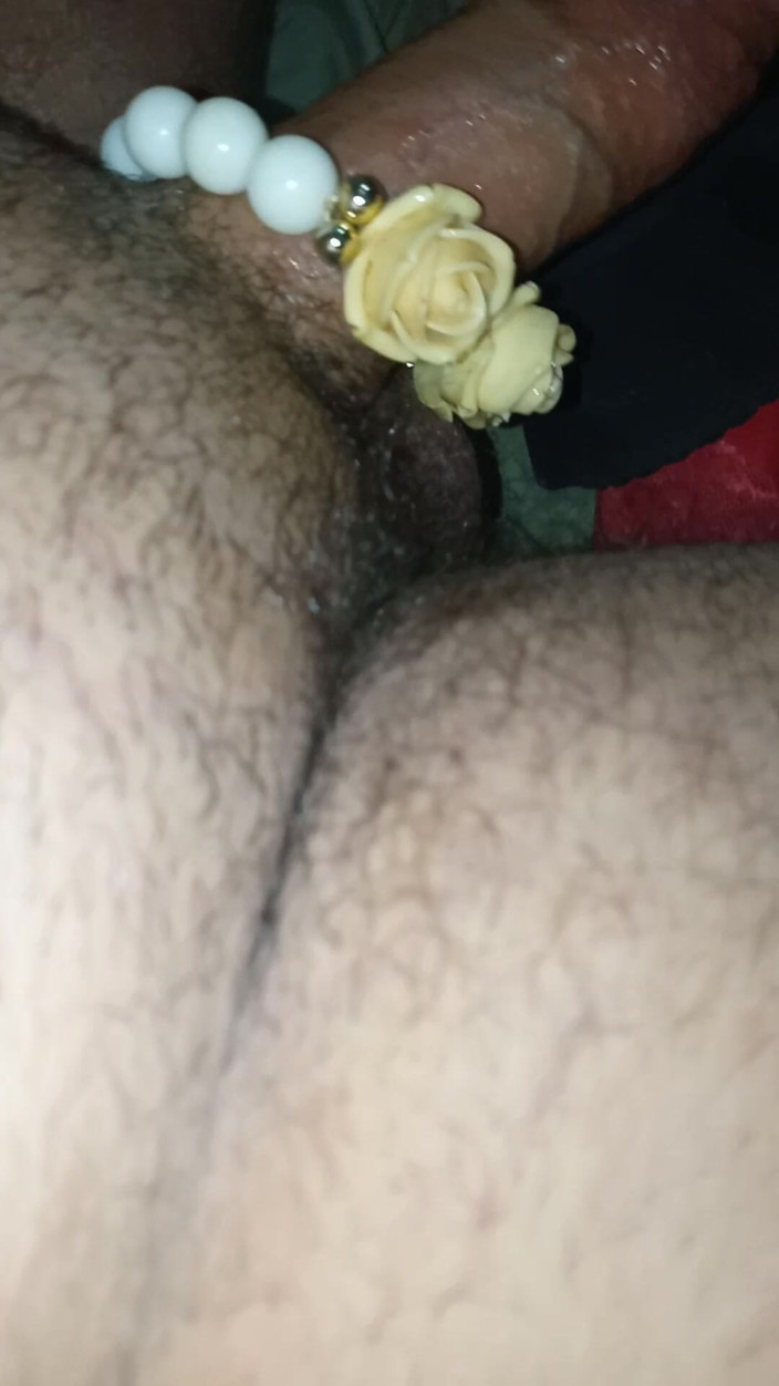 Juicy koos: Mio marito sborra sul mio brazzer e le mie gif
