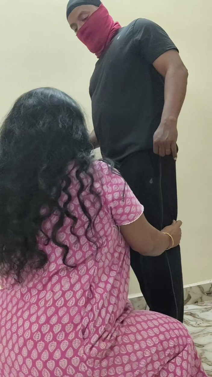 Thesana: पड़ोसी चुदाई करता है