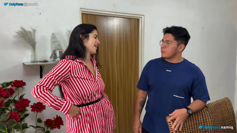 NamiQseiiin: Femeie latino sexy și frumoasă ejaculează în fața cameramanului