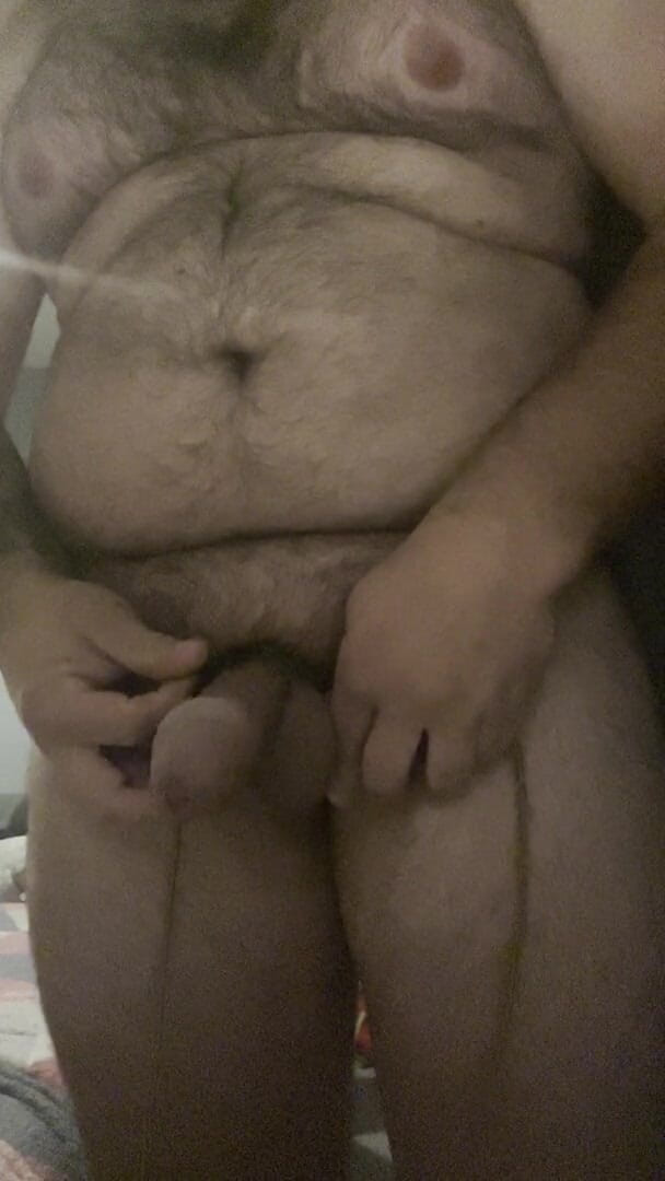 Shaun Cbt: Bondage cazzo e palla con travestito e butt plug dentro