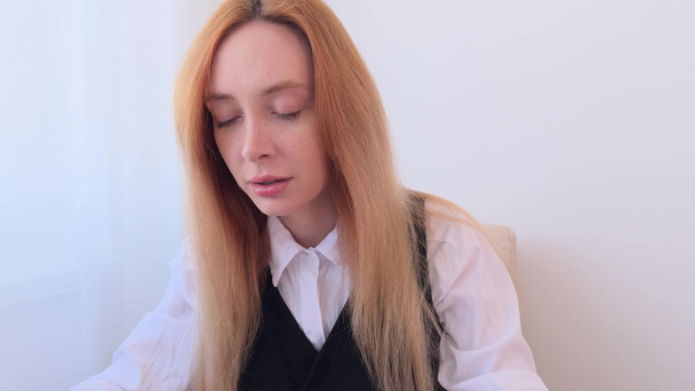 Loly Nebel Studio: Ofisteki en güzel kız aniden seni fark etti