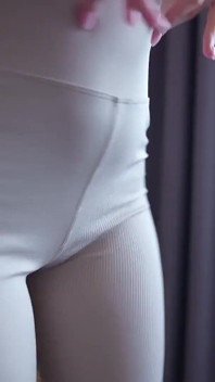 オンラインでパンティーを試着する