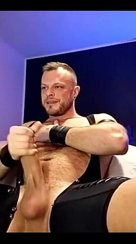 Трансляция началась на 05.02.2021 03:32 утра