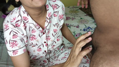 lust of milf: Cô chủ làm dịu cơn khát của cô ấy với dương...