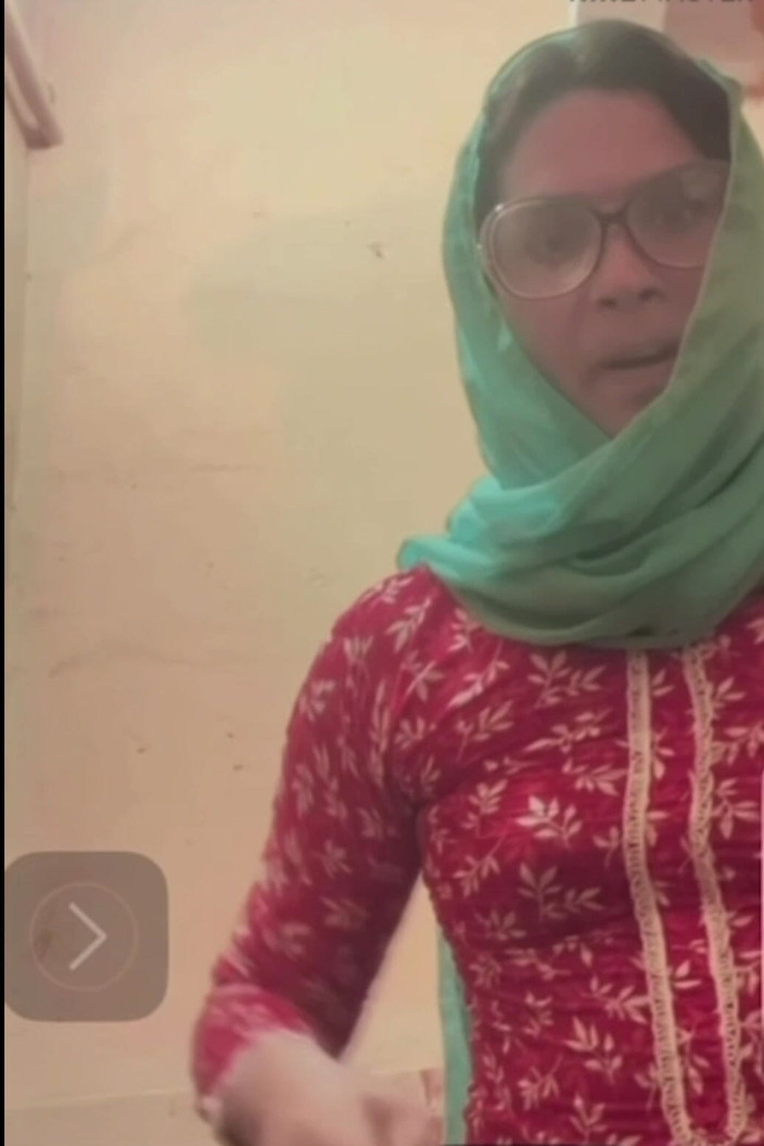 Jasiya: Gimana tubuhku bisa ganti baju?