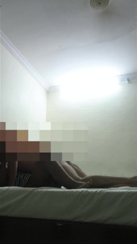 与女大学生发生性关系 - 1