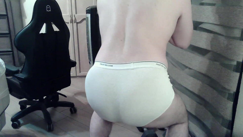 Himbo_Fox: Muskulös stud Squats och strokes