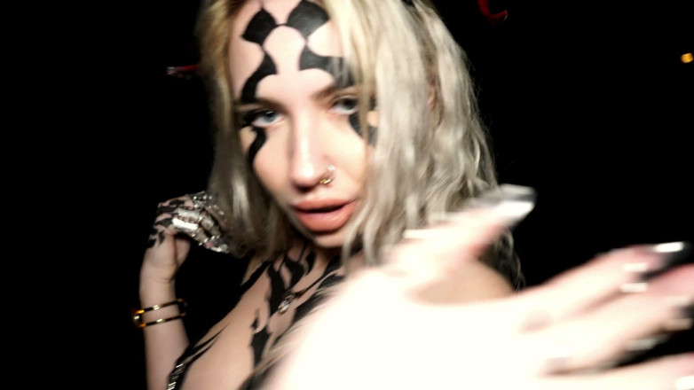 Darko Mur: Succubus - Sex Hunt 1 Short