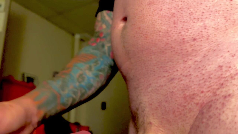 Tatted Daddy: Sborrata al rallentatore