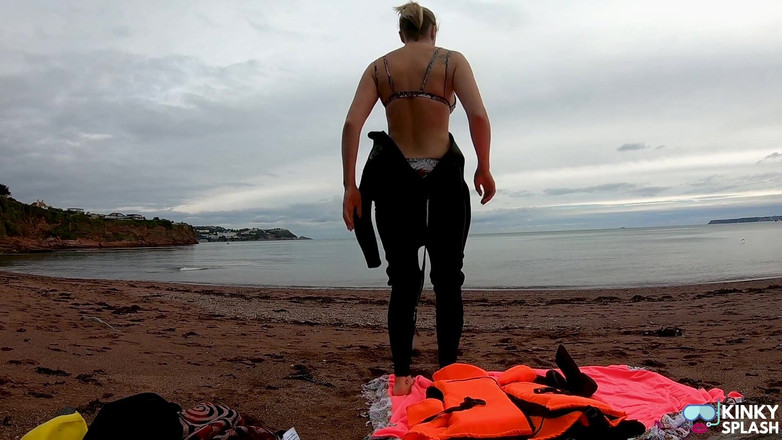 UKCuteGirl: Strapped Tight &amp; Floating Free - Sexy Wetsuit Life Jacket Test