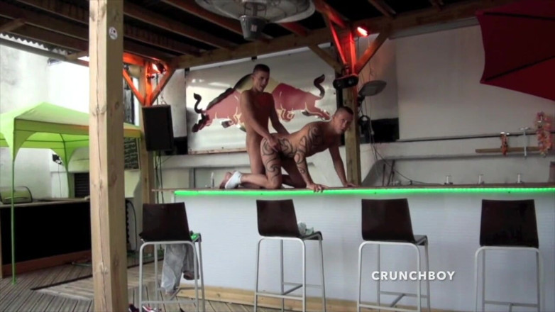 Crunch Boy: fucked outdoor by sexy young straight arab curious