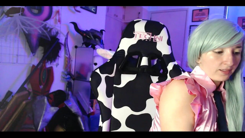 Kndy Kmille: Moje cosplay just got a lot spicier!