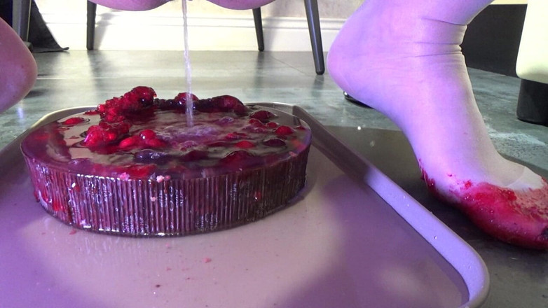 AnnaBUST: Tất cả đi tiểu của tôi 2025. Video quảng cáo