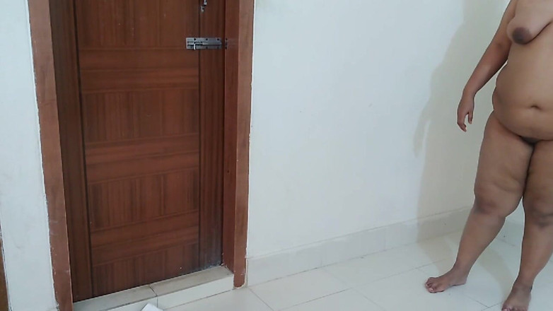 Aria Mia: 継母が犯される