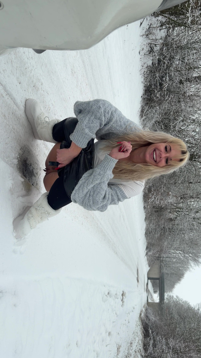 The Snow - Piss, Alternating