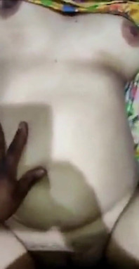 Ho Fatto Sesso a Casa Con La Mia Vera Mamma Indiana.